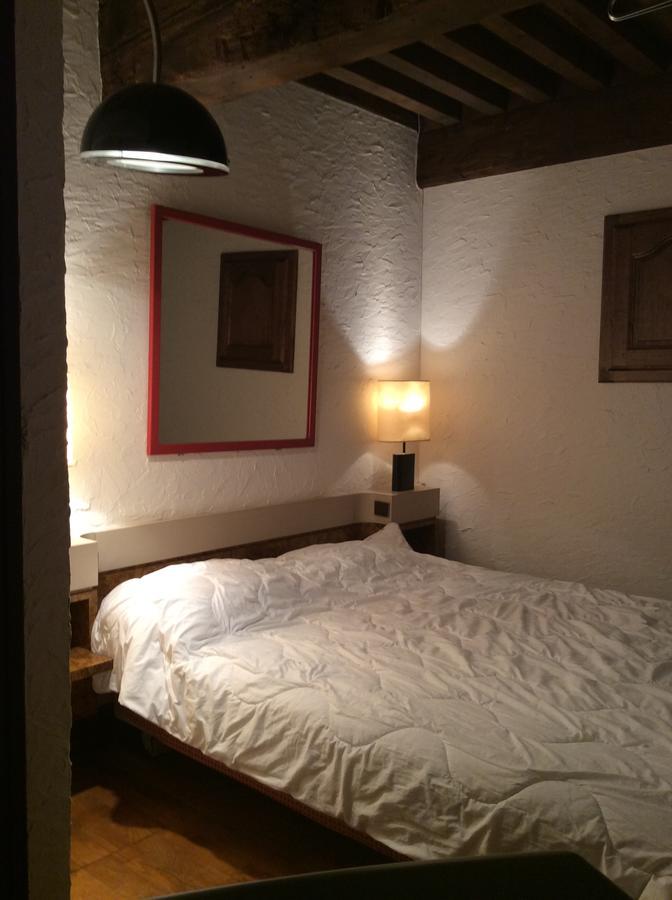 Aux Prisons De Montagny Bed & Breakfast Montagny  Exterior photo